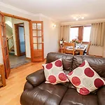بيت للعطل Summerseat